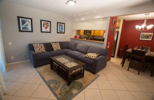 Hermosa Village Apartment | Radiator Springs by Funtierland Vacation Rentals