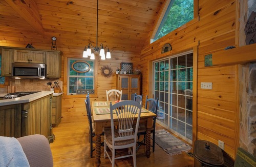 Ferguson Cabin | Romantic Stone Cabin, Private Waterfalls, Hot Tub, Pet Friendly, WiFi, Decks