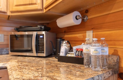 Bethlehem Cabin | Secluded Mountain View Family Cabin