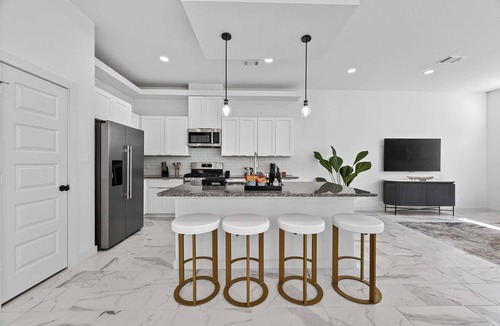 Houston Villa | Sophisticated Home, Office, Galleria & NRG