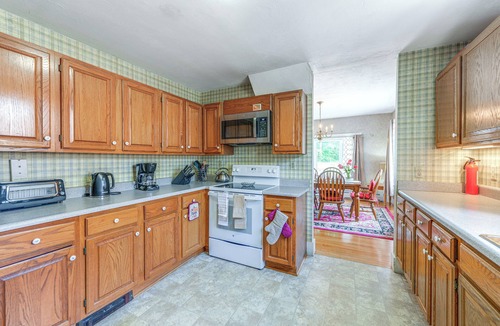 Forest Grove House | Spacious Worcester Home Near Parks & Universities!