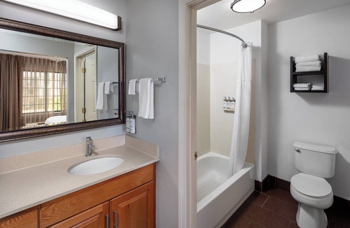 O'Fallon Hotel | Staybridge Suites O'Fallon Chesterfield by IHG