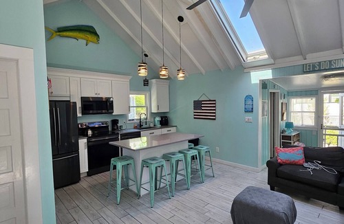 Ocean Beach House | Steps from the beach, Ocean Beach/Seaview border. 5 bedrooms, AC, outdoor shower