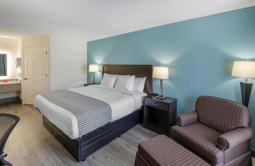 Asheboro Hotel | SureStay Plus Hotel by Best Western Asheboro