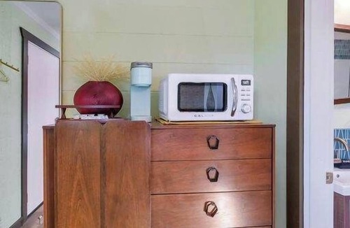 Trenton Hotel | The Mod Pad | Retro 1960s Room Near Chattanooga