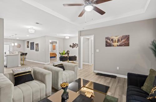 Atlanta House | The Peach Pad!