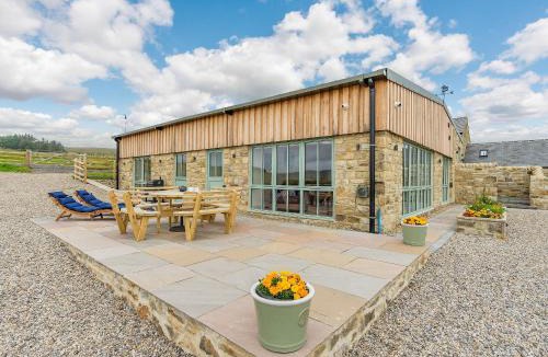 Eastgate House | The Stables