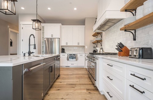 McHenry Cottage | Timber Ridge Haus by Taylor Made Deep Creek