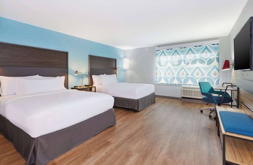 Comstock Park Hotel | Tru By Hilton Comstock Park Grand Rapids