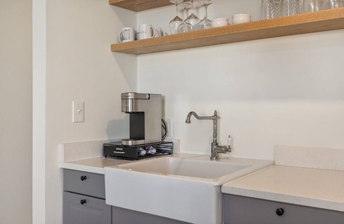 Ogunquit Condo | Twenty Shore - 3 Sun Suite