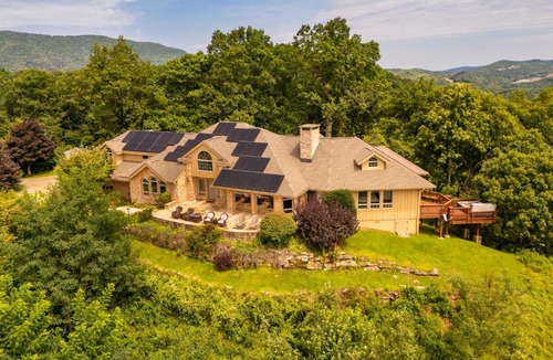 Boone House | Westmount
