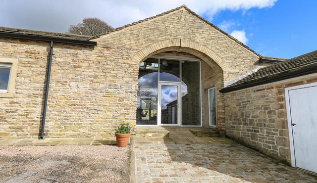 2 Barn Cottages