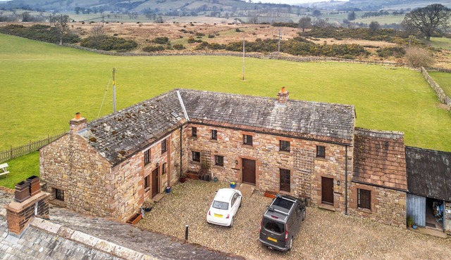 2 bedroom accommodation in Pooley Bridge