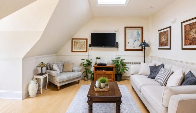 BnBNova - 1BR - Edinburgh Castle Views