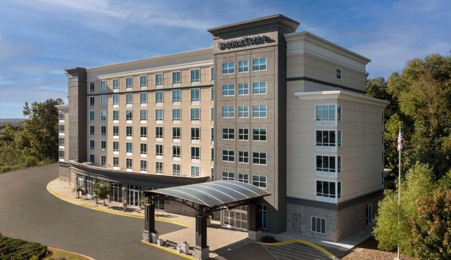 Doubletree by Hilton Chattanooga Hamilton Place