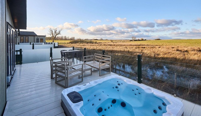 Host & Stay | Juniper Deluxe Lodge
