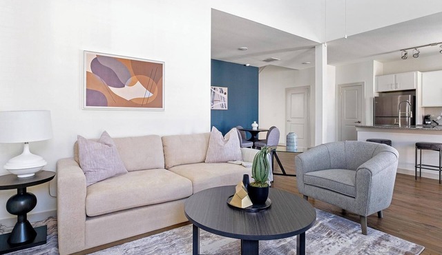 Landing | Incredible 3BD, Pool, Gym