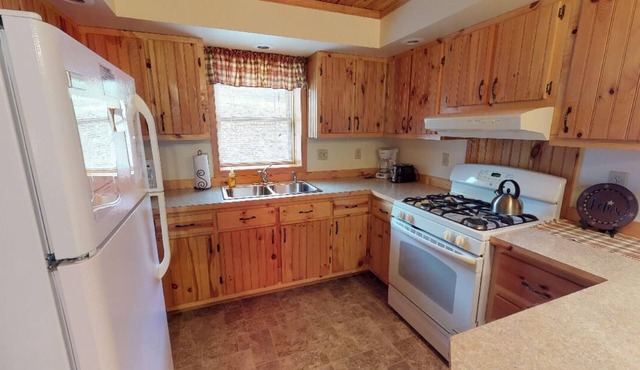 Rough Cut Lodge - Suite 4