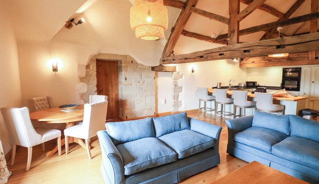 TITHE BARN, pet friendly in Melbourne, Derbyshire