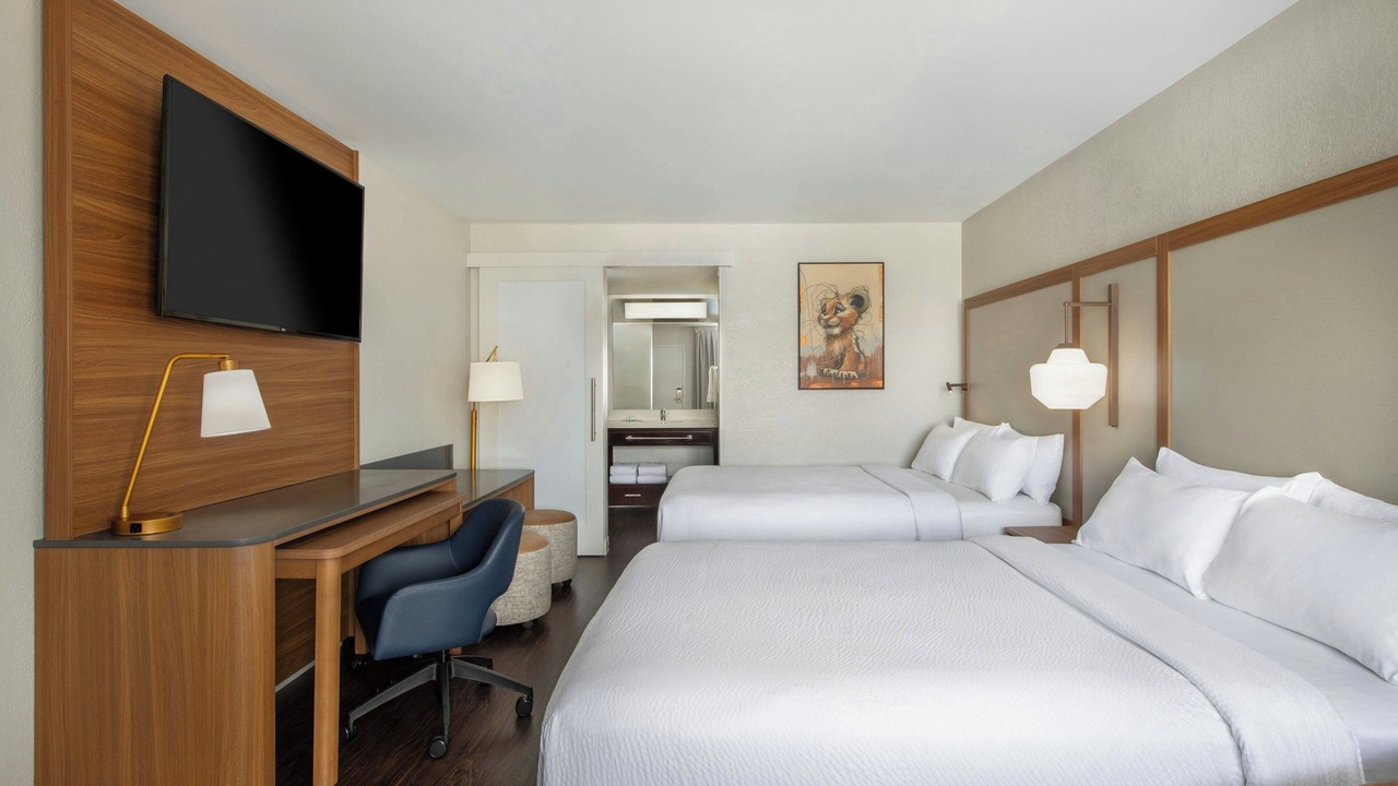 Photo of Bedroom in Anaheim Resort