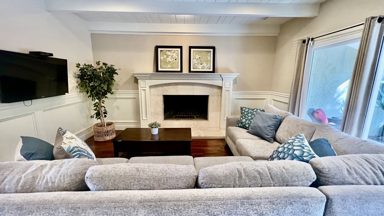 Photo of Bedroom in Northwest Anaheim